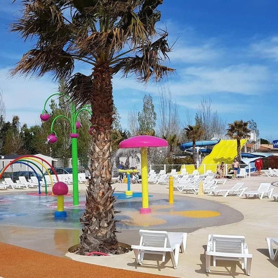 Mobilhome La Carabasse Виас Экстерьер фото
